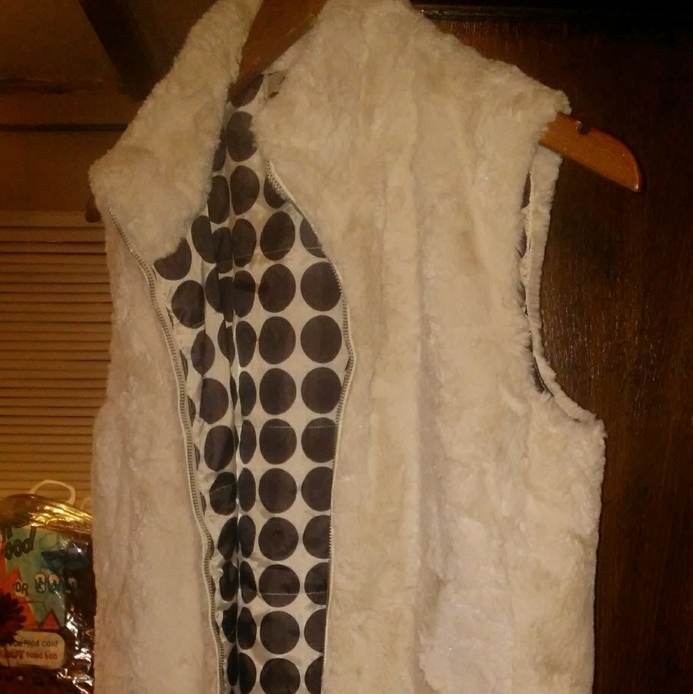 AU Lieu Vest
